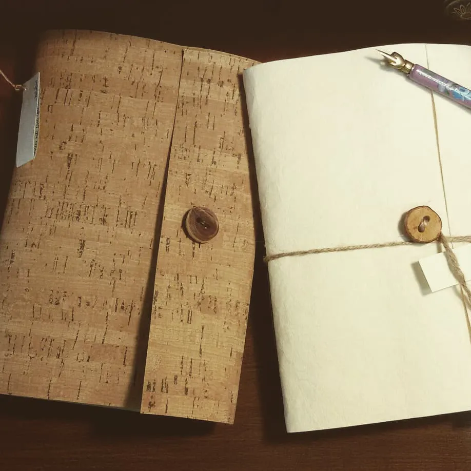 Attività manuali tra arte e legatoria